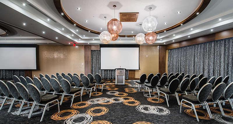 Delta Hotels By Marriott Waterloo Extérieur photo