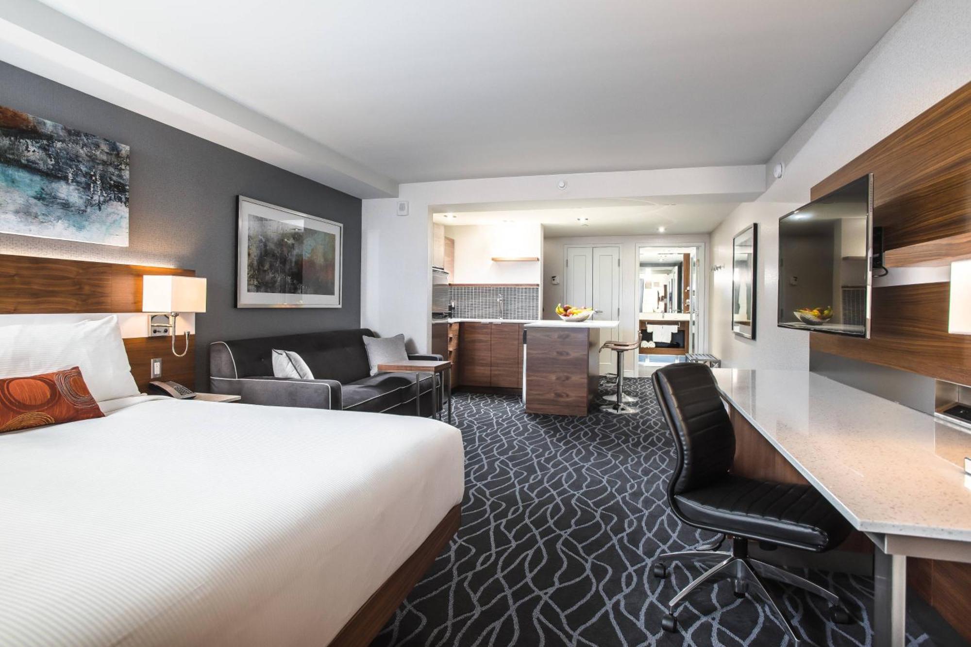 Delta Hotels By Marriott Waterloo Extérieur photo