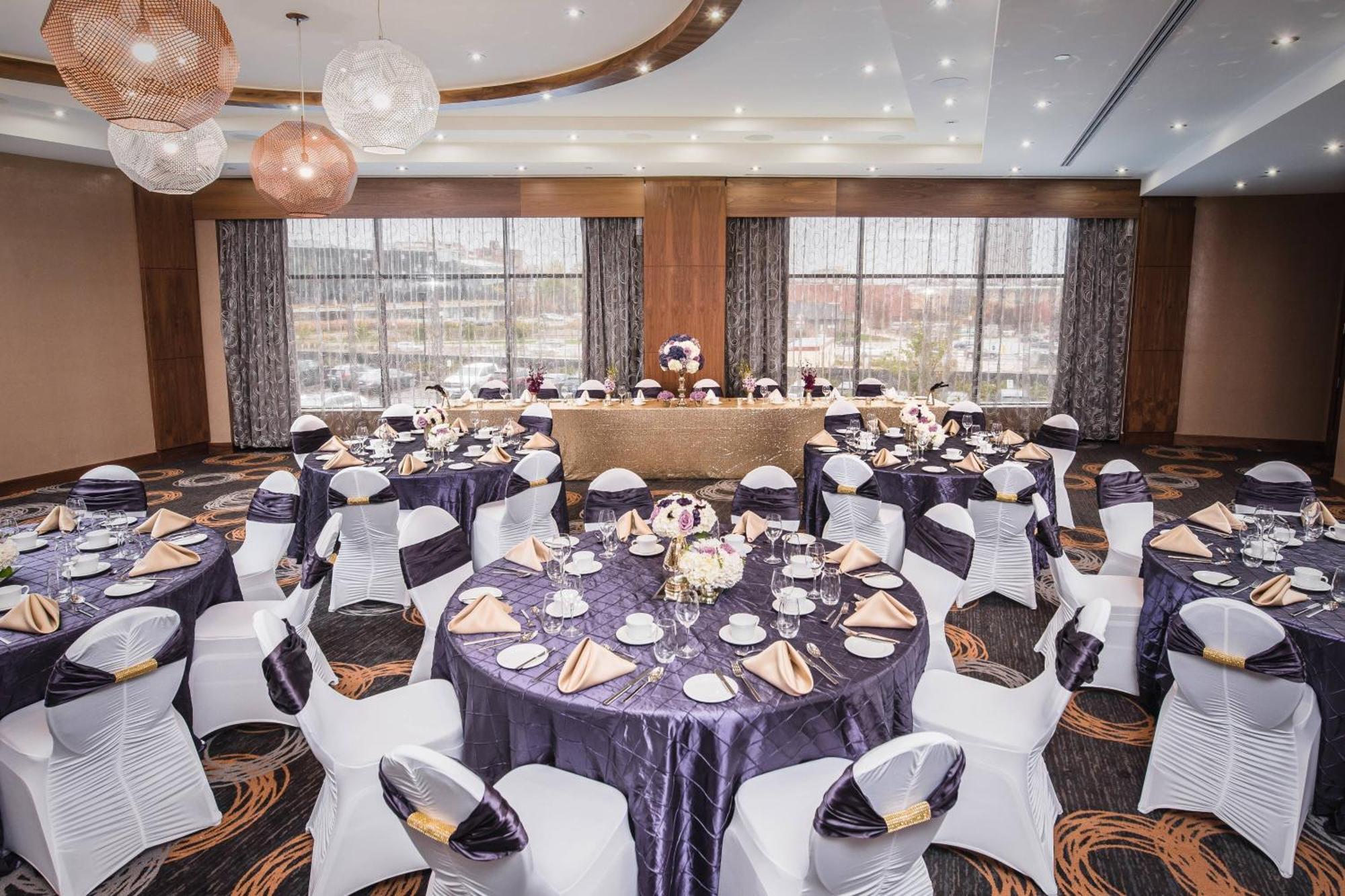 Delta Hotels By Marriott Waterloo Extérieur photo